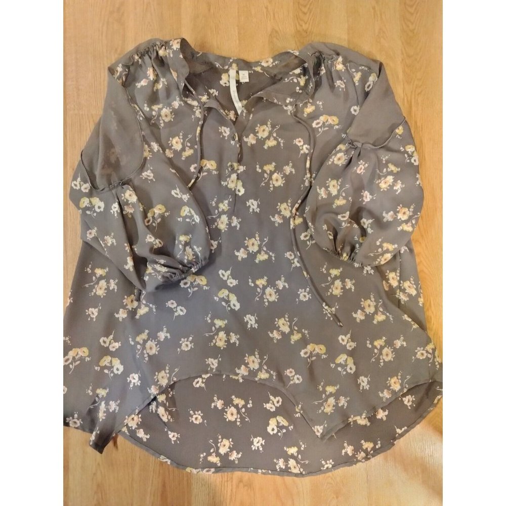 Lauren Conrad Grey Floral Blouse Women's Size‎ XL